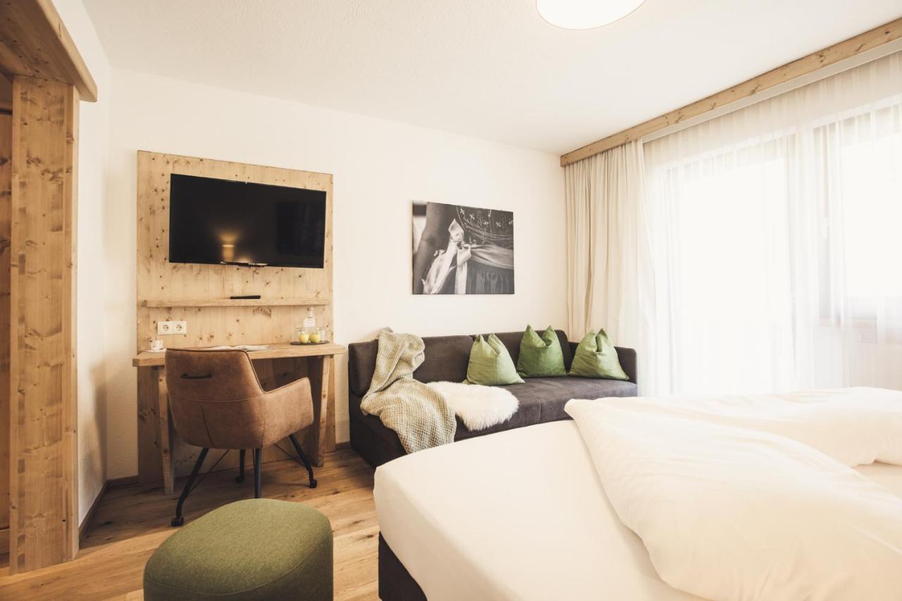 Hotel Johanna Mitten Im Oetztal Umhausen Eksteriør bilde