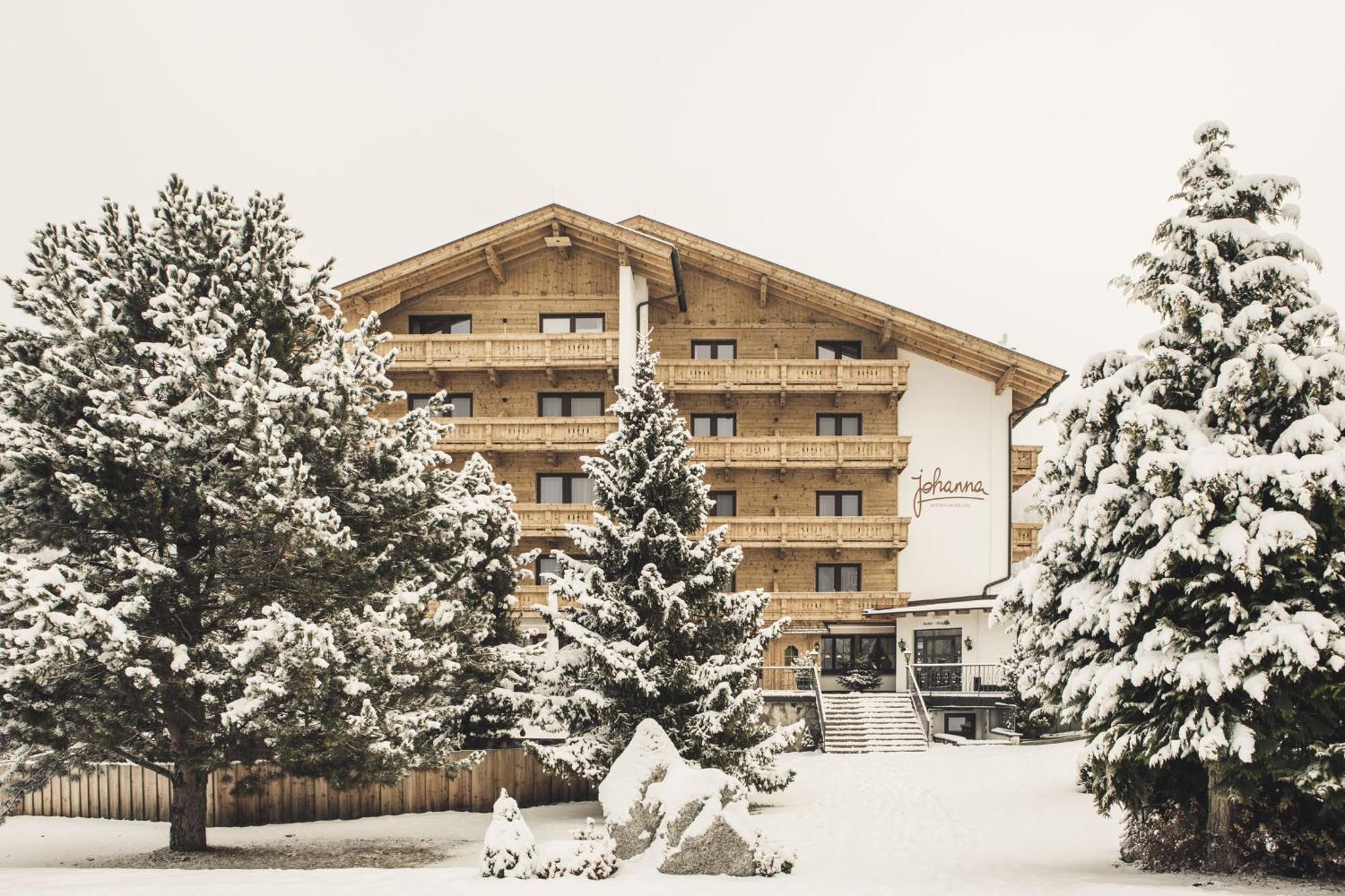 Hotel Johanna Mitten Im Oetztal Umhausen Eksteriør bilde